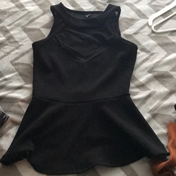 Top - Picture 3 of 5